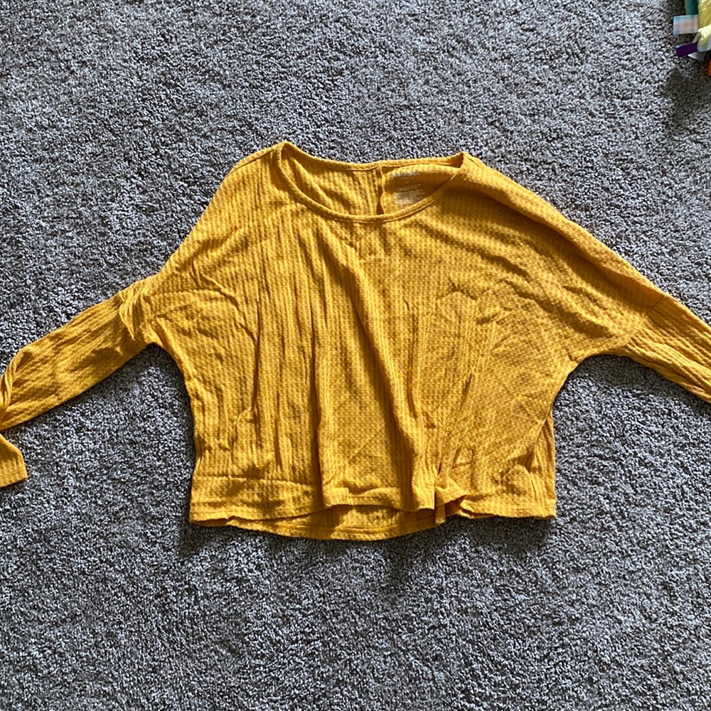 Arizona brand long sleeve top size medium